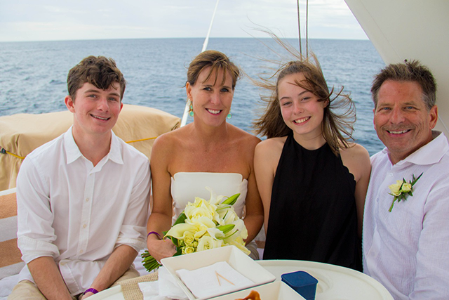 Miami Boat Rentals, Luxury Yacht Charters, Wedding Yachts in Miami